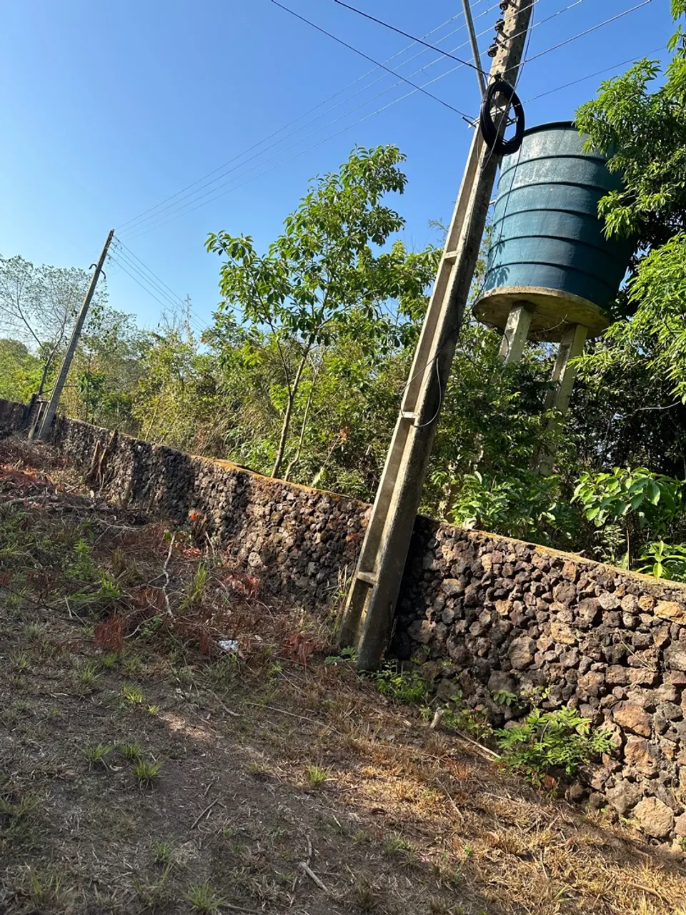 Terreno de 2 hectares entre a expoapi e o posto São Raimundo a 400metros da BR
