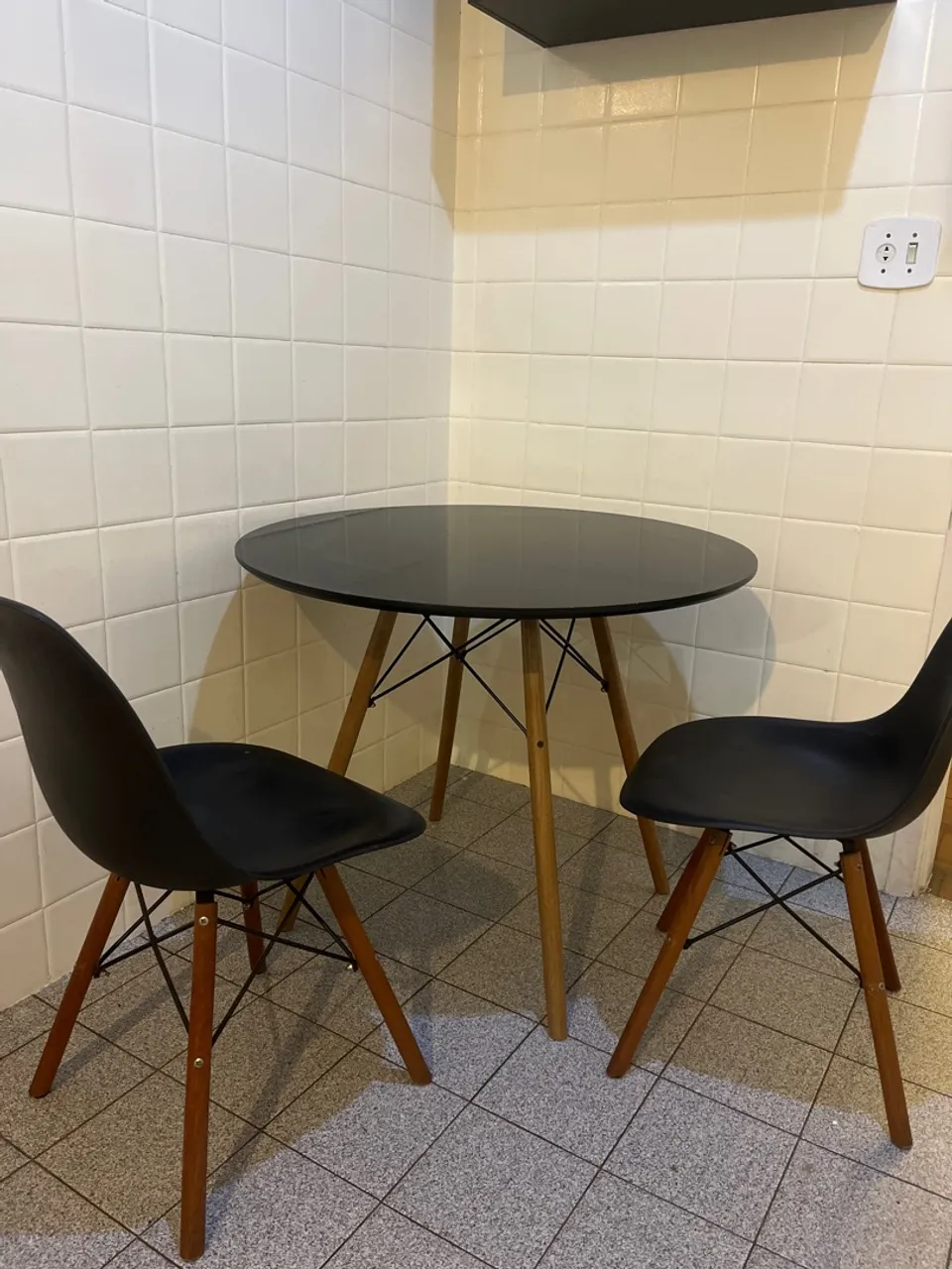 Conjunto de Mesa e Cadeiras para o seu Lar