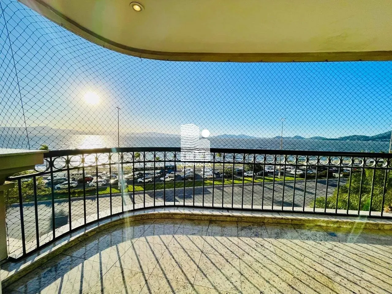 Apartamento, Agronômica, 04 Suítes, 04 Vagas