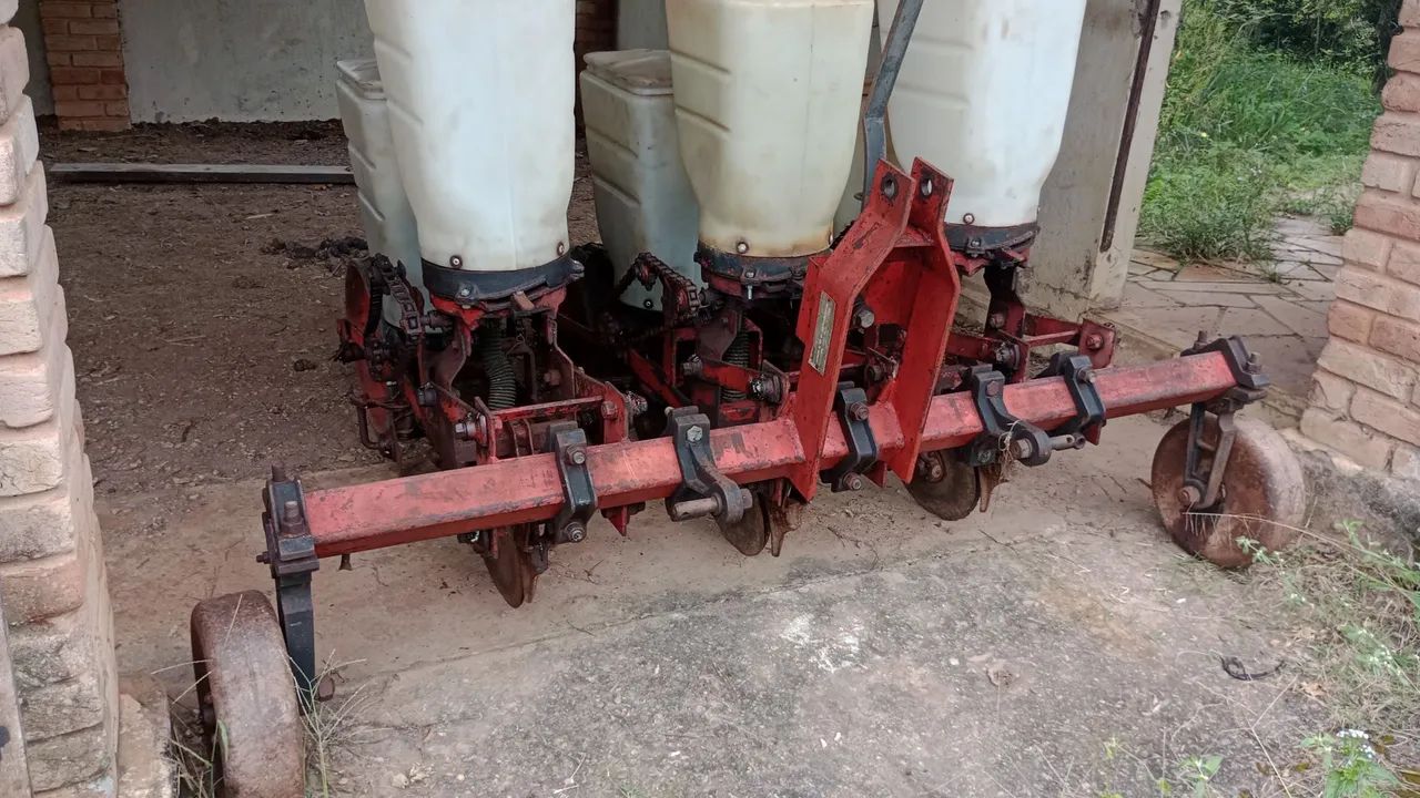 Plantadeira de Sementes Agrícola Jumil 3 linhas - Foto 2