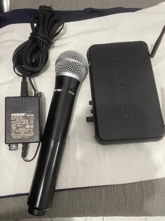 Microfone sem fio Shure modelo pg58