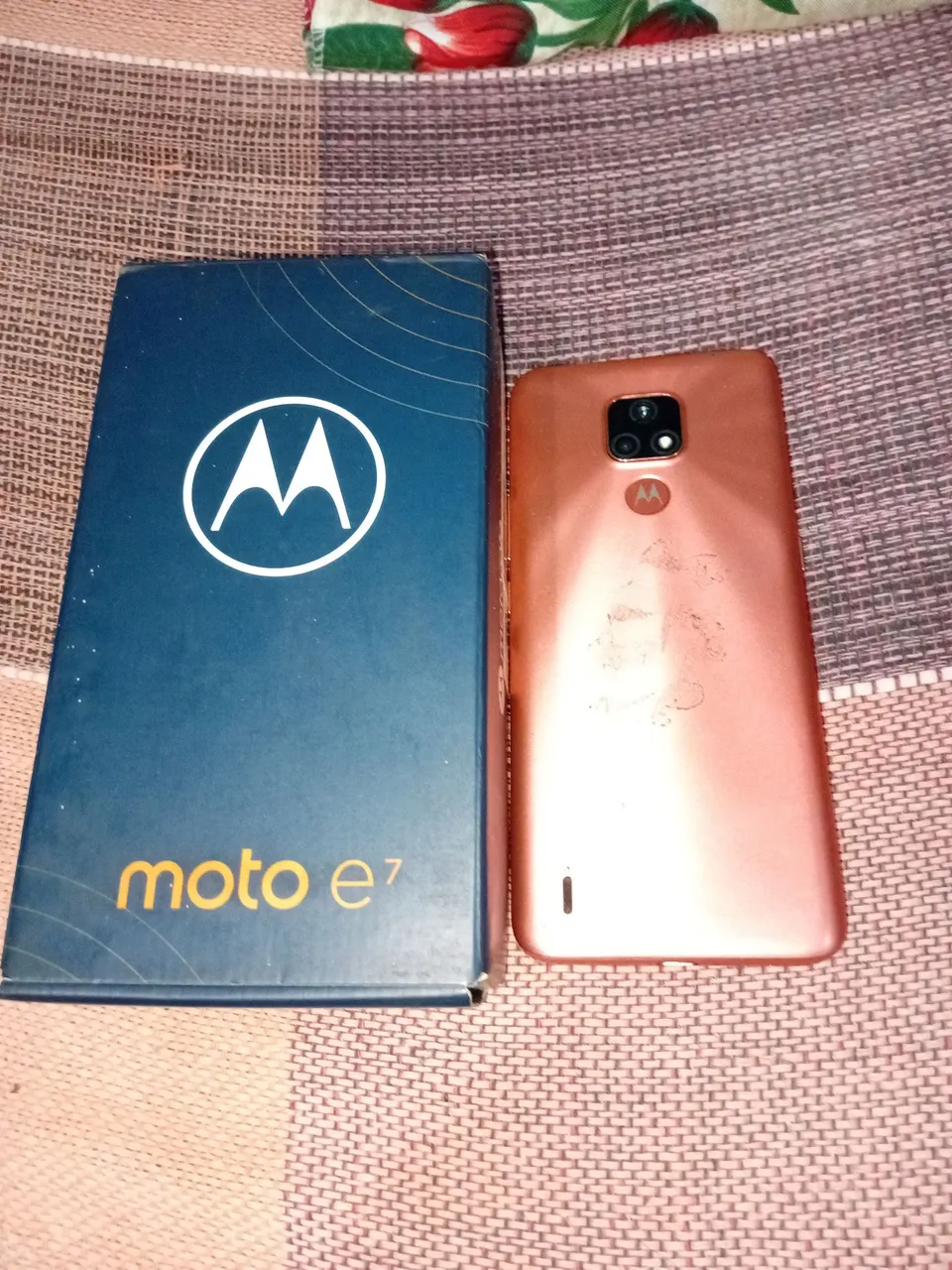Moto e7