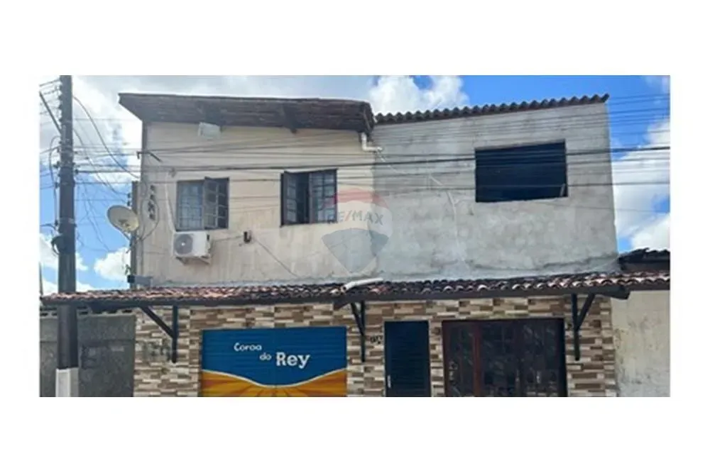 Ponto comercial com duas kitnets na Santa Lúcia