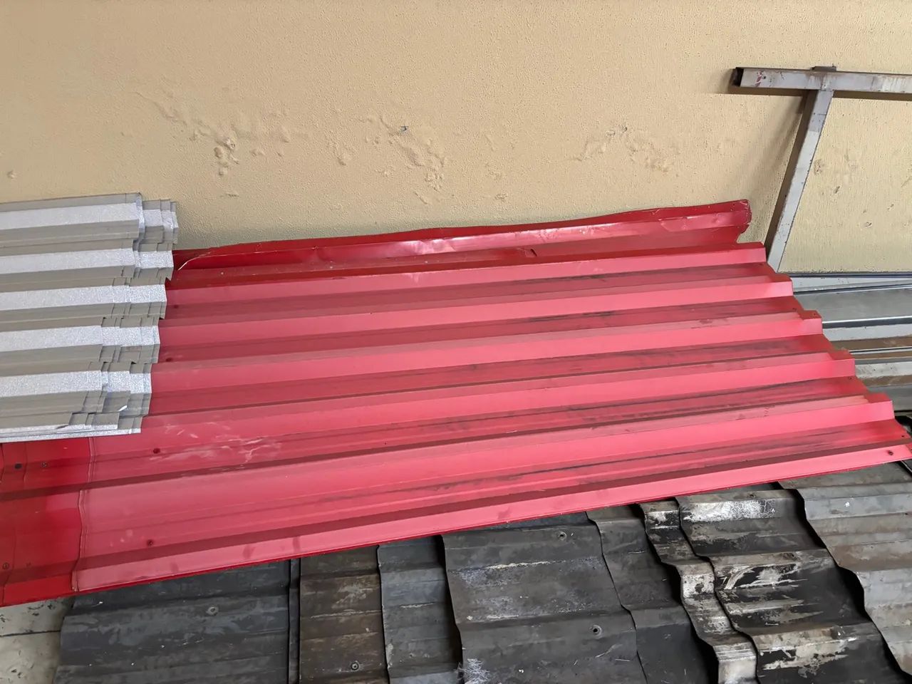 Telhas de aço e plástico  - Foto 2