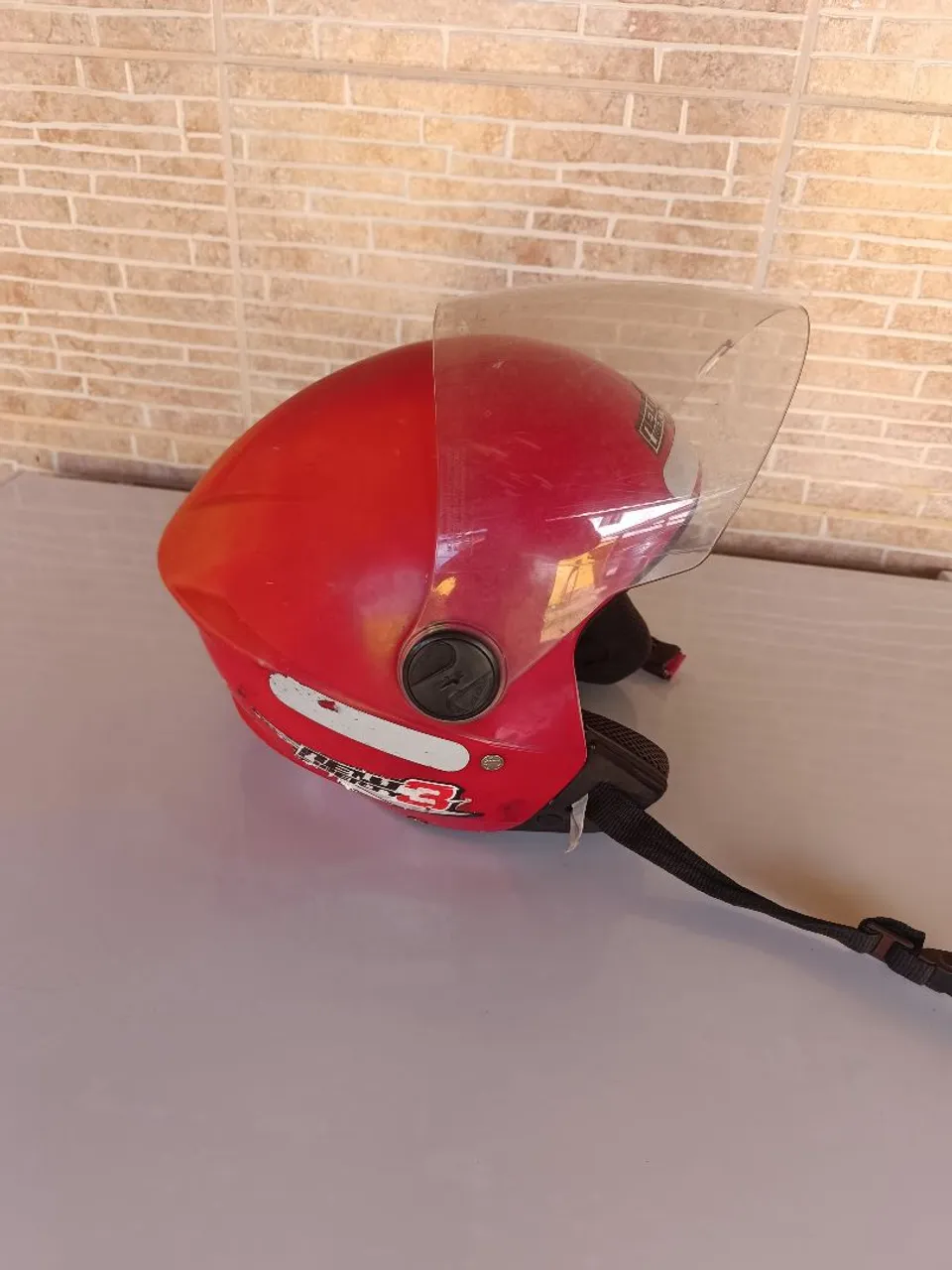 Capacete Vermelho para Moto