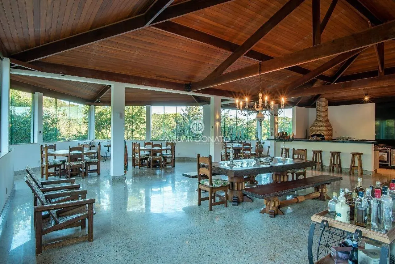 Retiro do Chalé - Casa Condomínio 5 quartos à venda na Anuar Donato