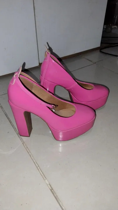 Salto plataforma rosa