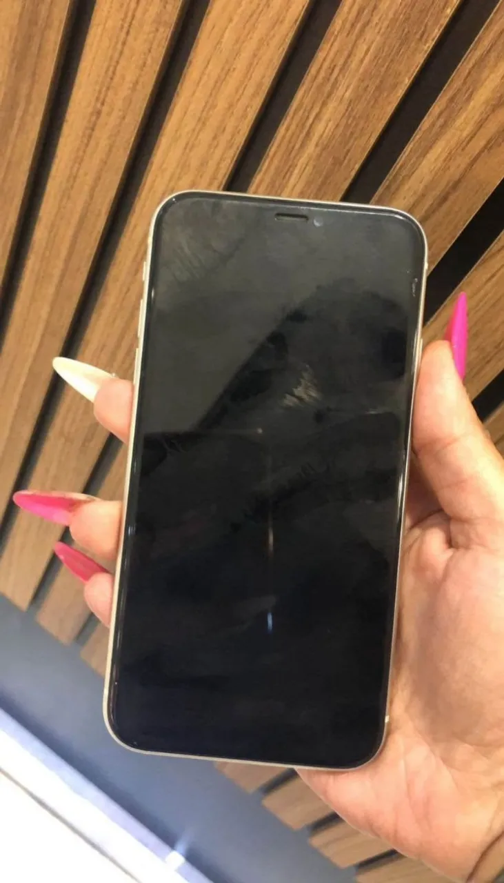 Iphone 11 branco Completo 128gb
