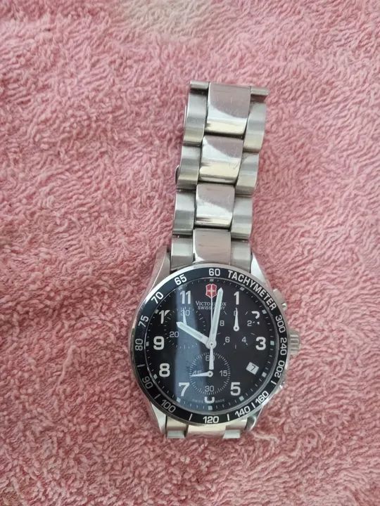 Relógio vitorinox suíço em ótimo estado vidro de safira - Foto 2