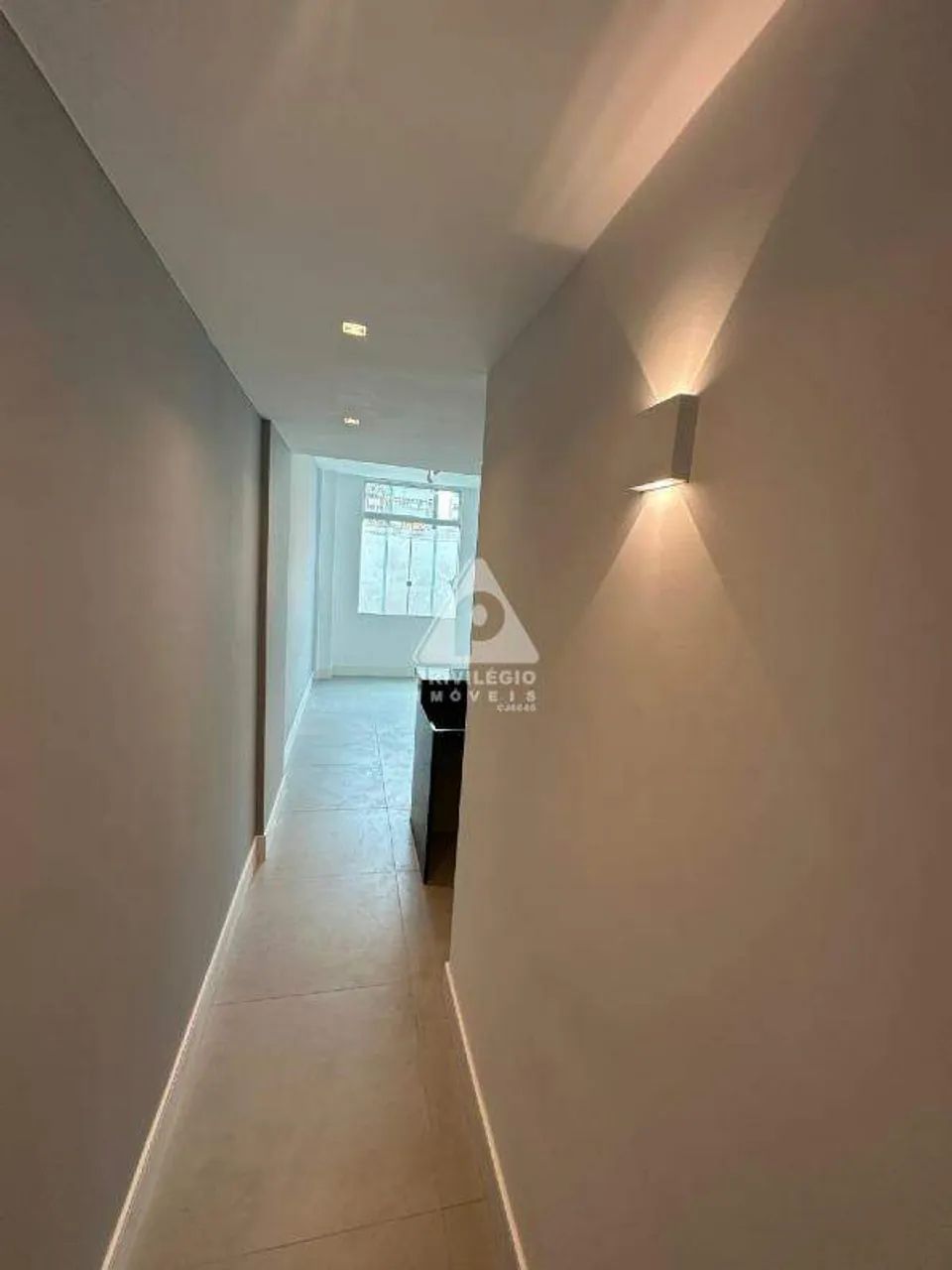 SALA QUARTO COM DEPENDÊNCIA REVERTIDO PARA 2 QUARTOS LINDAMENTE REFORMADO EM RUA TRANSVERS - Foto 2