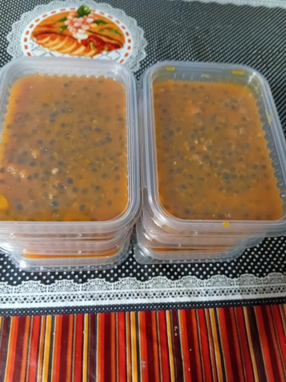 Poupa de maracujá -caseira pote