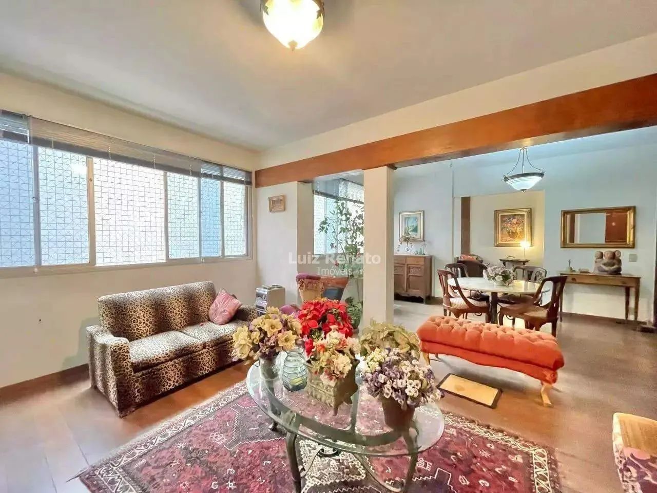 Apartamento à venda no bairro Savassi