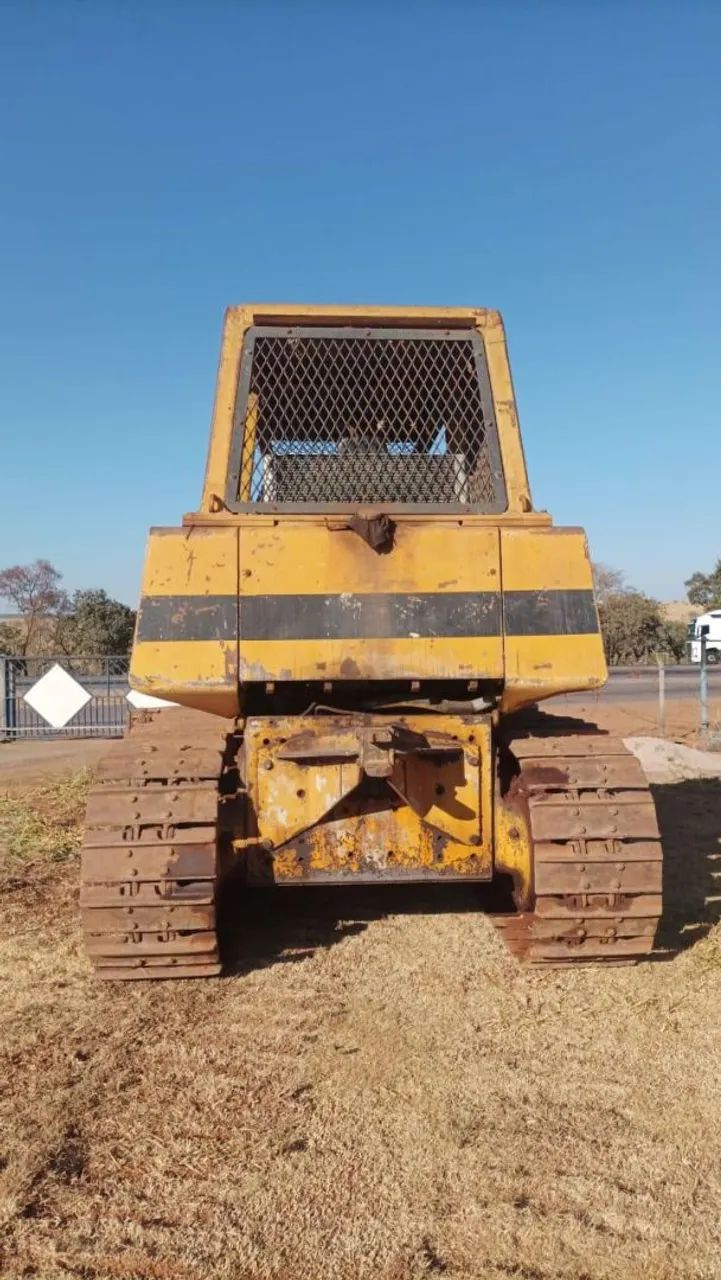 Trator de Esteira 850d motor novo  - Foto 4