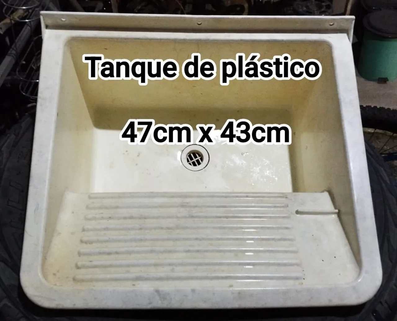 Tanque de Plástico 47cm x 43cm