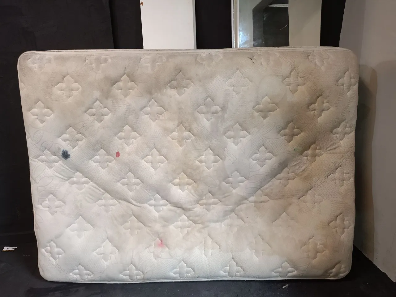 Colchão Usado - Cama de Casal
