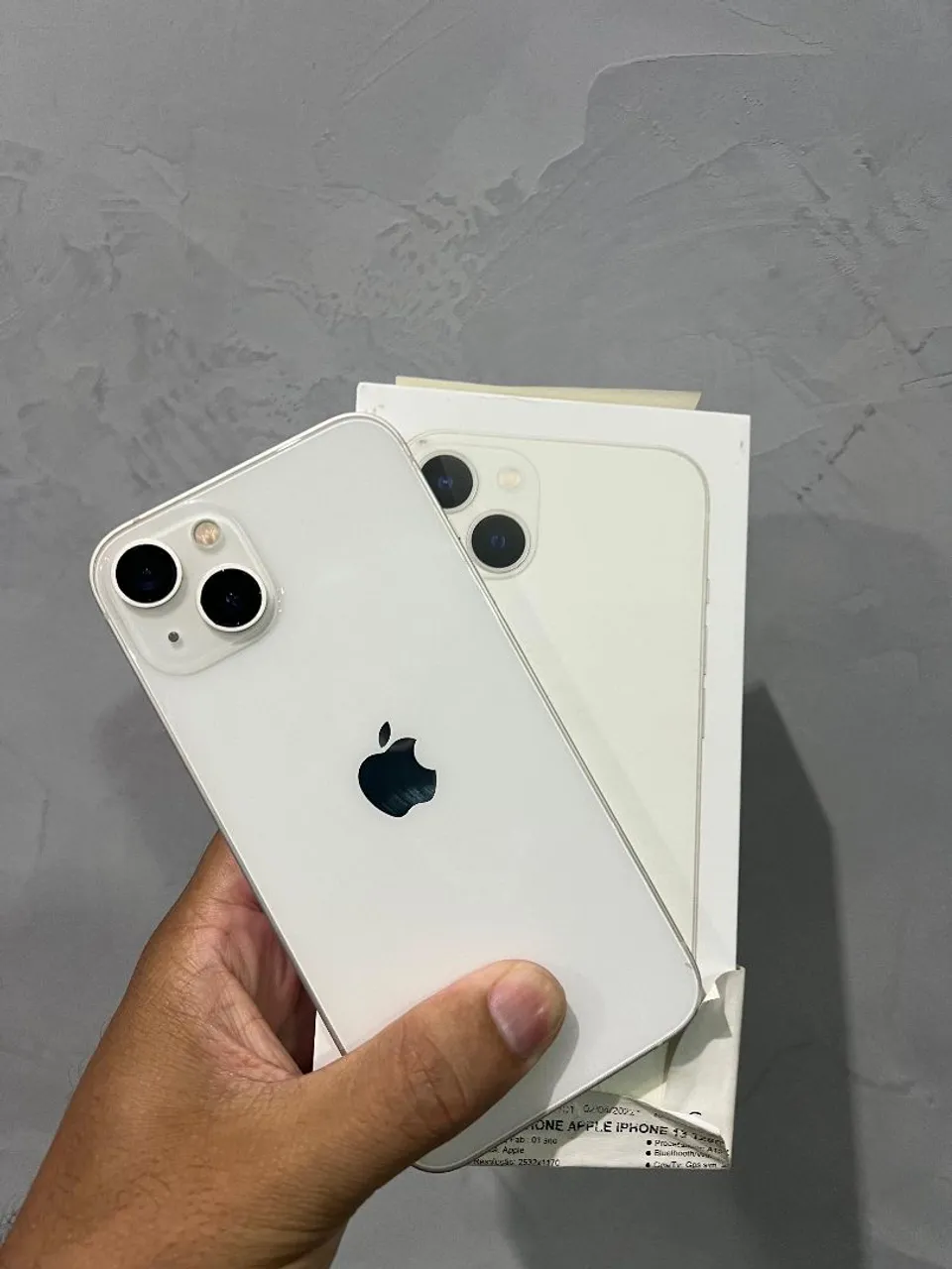 iPhone 13