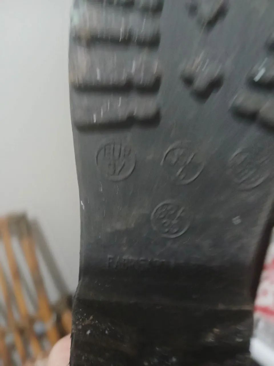  gorro de lã e vestidos  - Foto 4