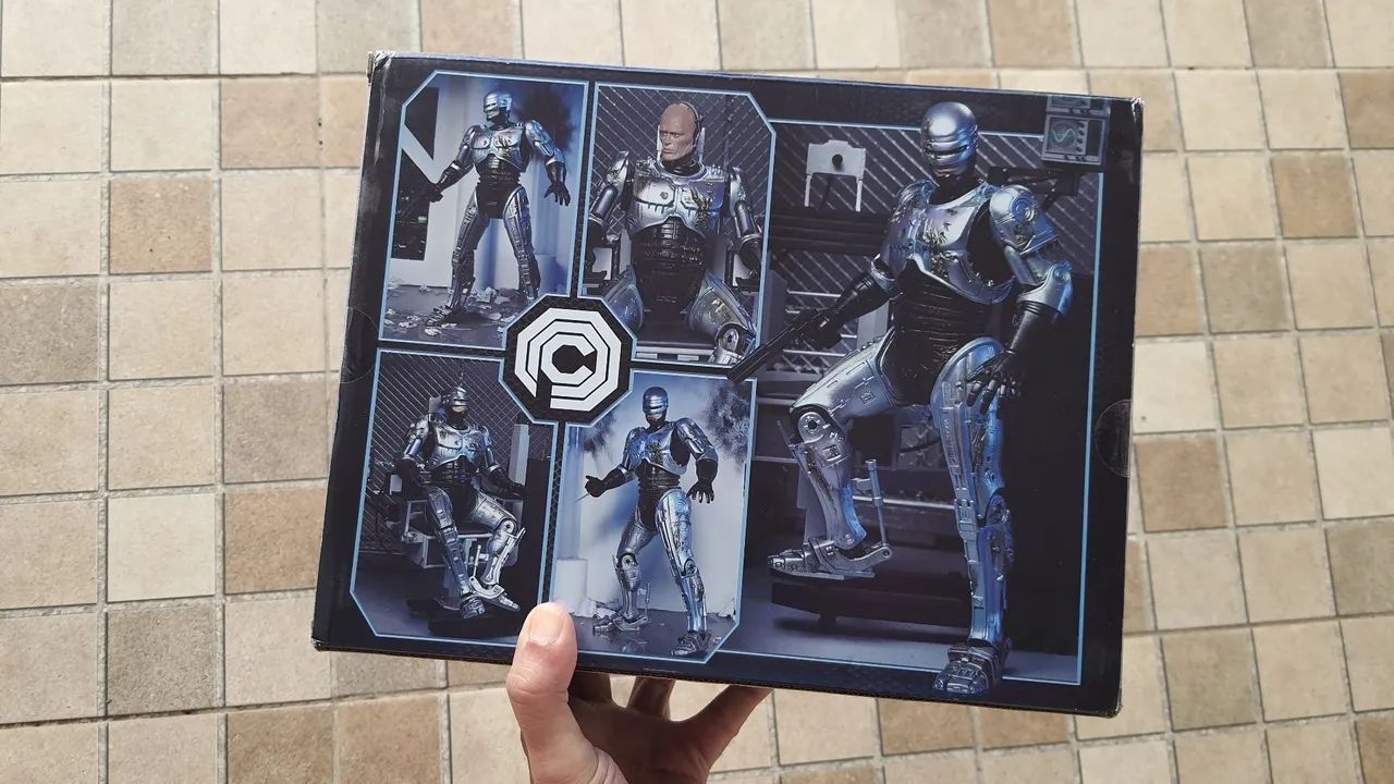 Action Figure Neca Robocop Battle Damage  - Foto 2