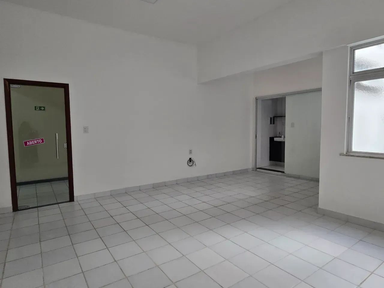 Sala Comercial na Batista Campos - Foto 2
