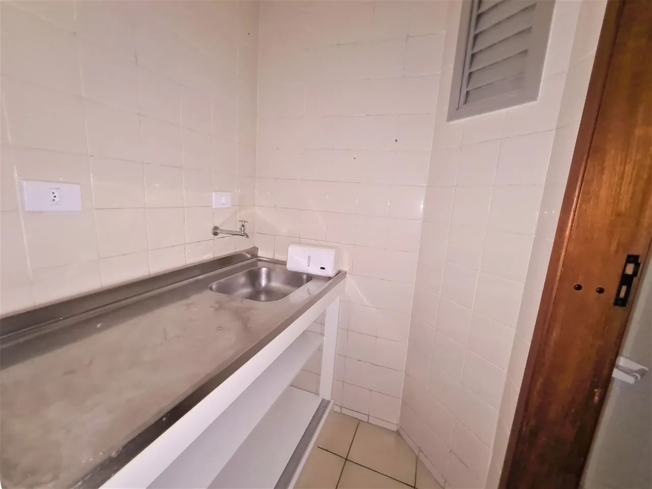 Sala comercial para alugar no Centro, Curitiba - Foto 13