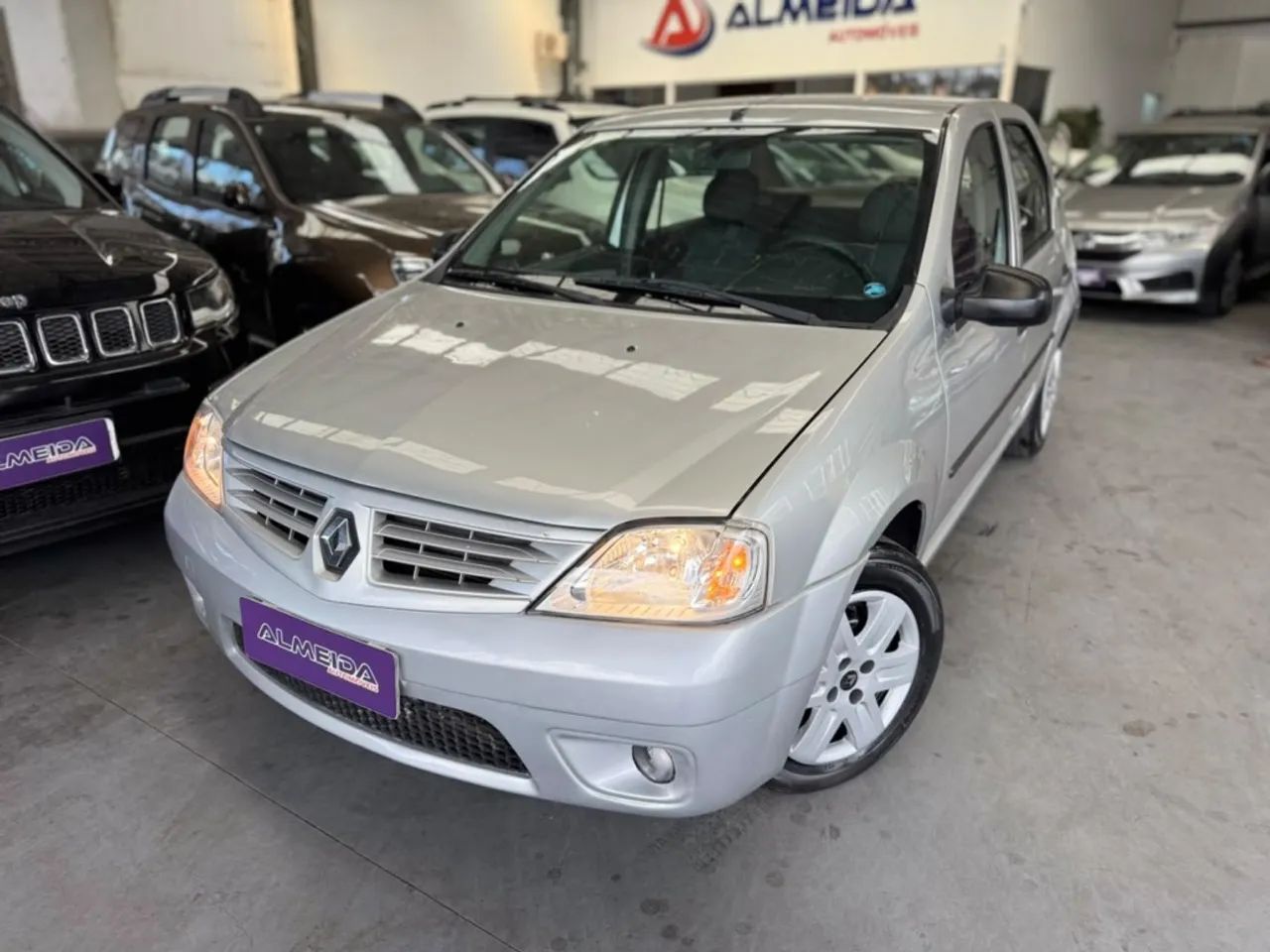 Renault Logan Expression Flex 1.6 16V 4P 2010 - Foto 3