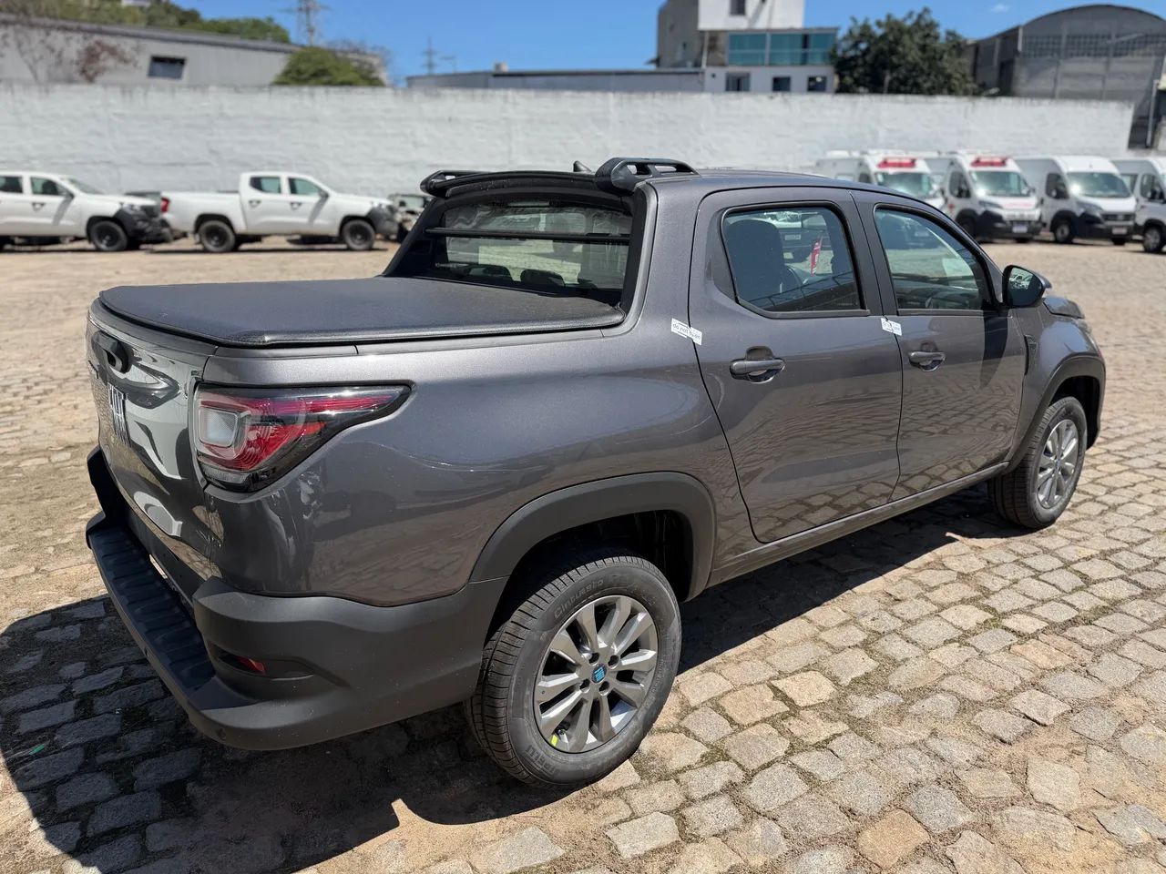 Fiat Strada Freedom 1.3 Flex 8V CD 2027 - Foto 4