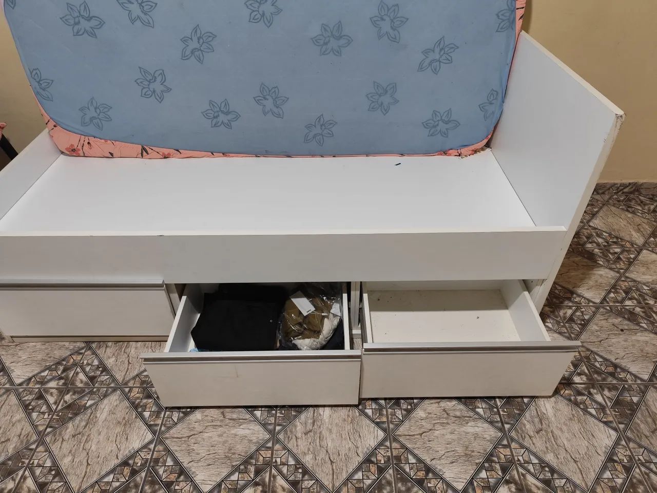 Cama 100% MDF com colchão. - Foto 3