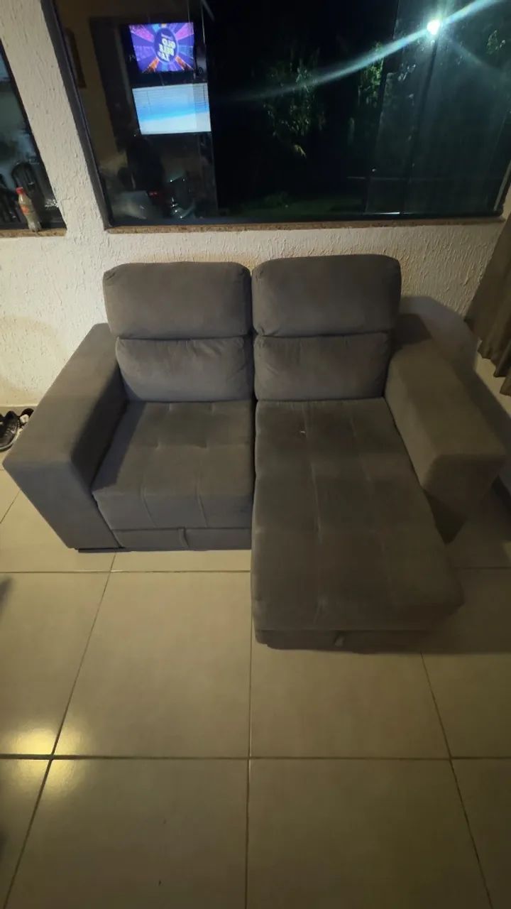 Sofá retrátil 2 lugares super confortável e ótimo estado