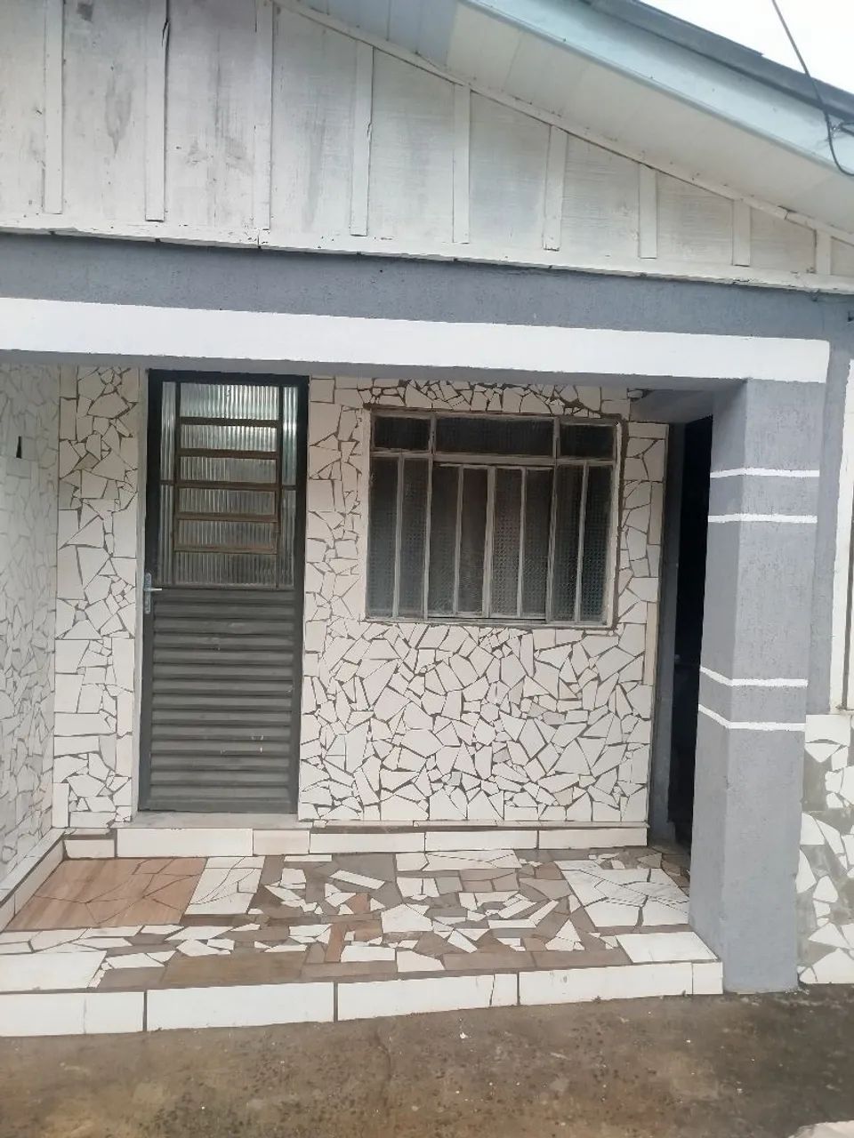 Quarto mobiliado 