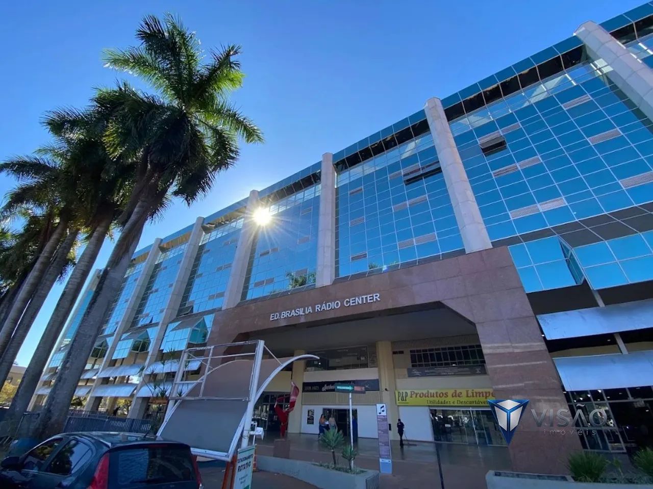 Asa Norte Sala com banheiro privativo
