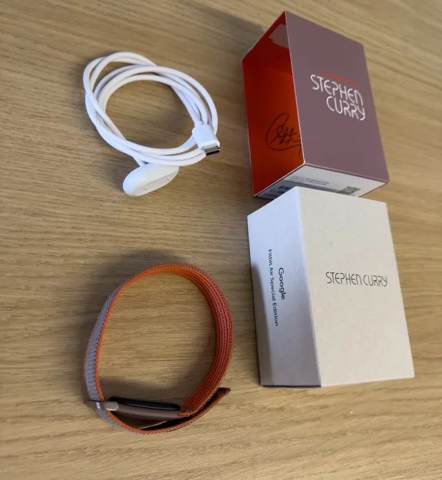 Google Fitbit Air - Stephen Curry edition - Pulseira inteligente - Foto 4