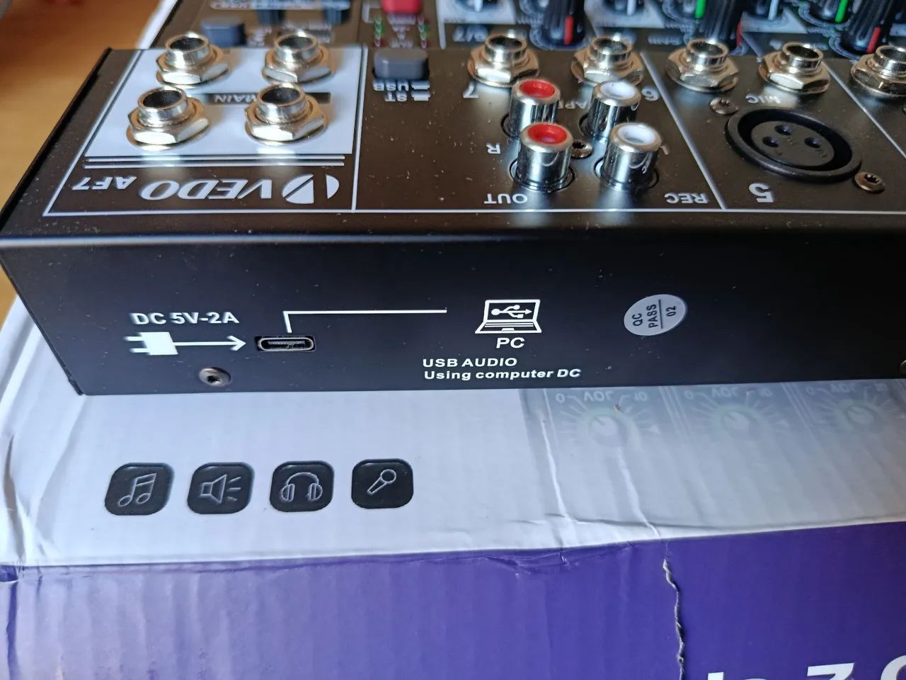 Mesa de Som VEDO AF7 USB  - 7 Canais - Foto 2