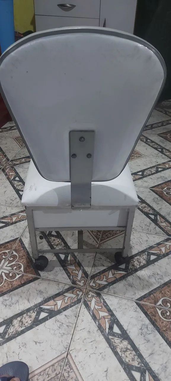 Cadeira de manicure  - Foto 2