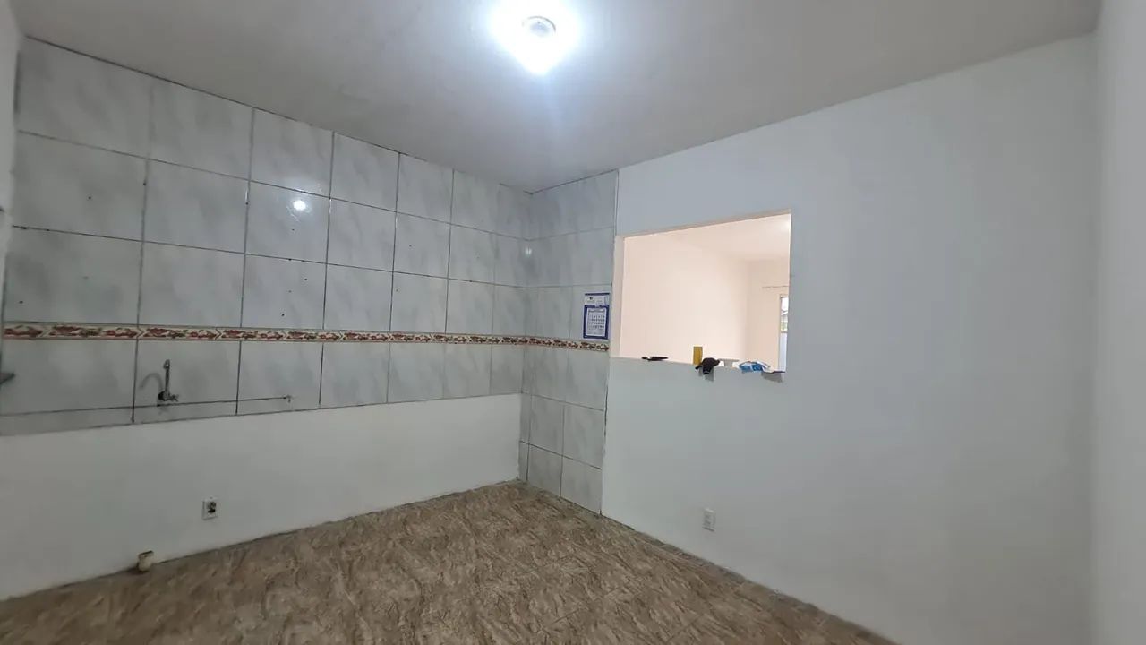 Alugo casa no Iririú  - Foto 4