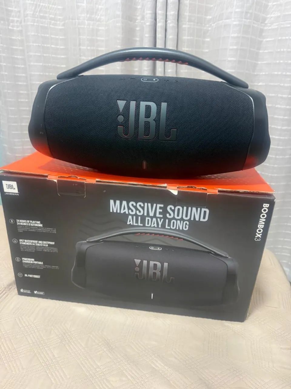 caixa de som jbl boombox 3