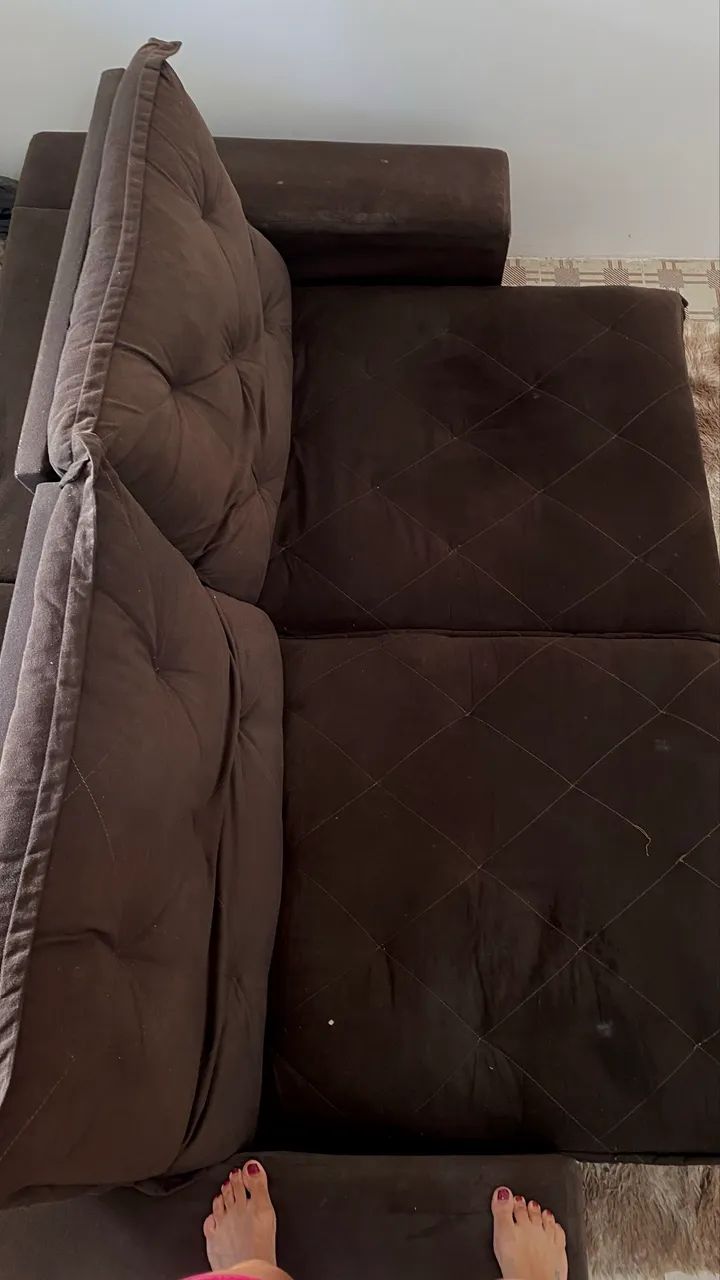Vendo sofá retrátil marrom usado  - Foto 4