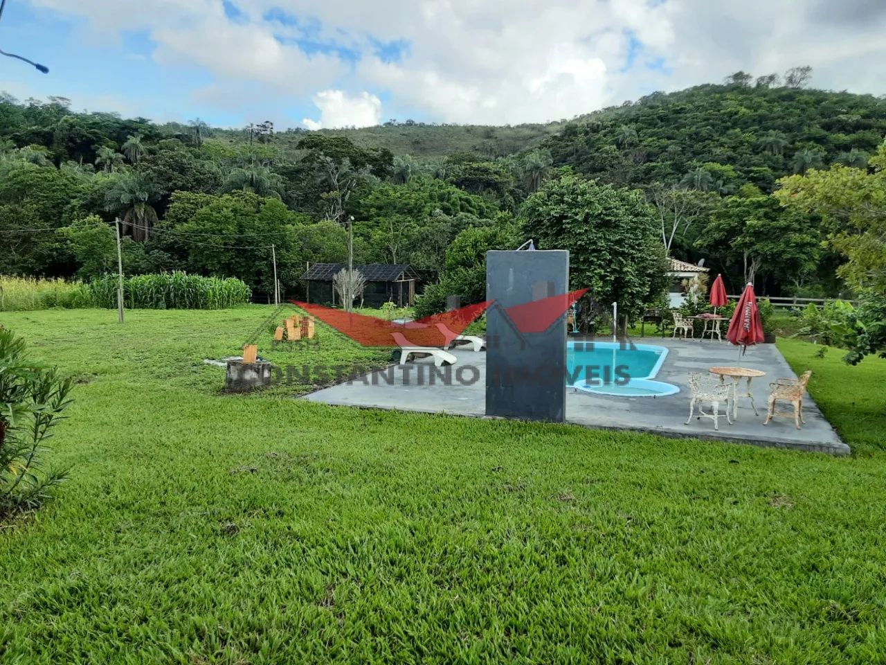 Fazenda / Sítios / Chácaras com 3 quartos à venda em Jaboticatubas