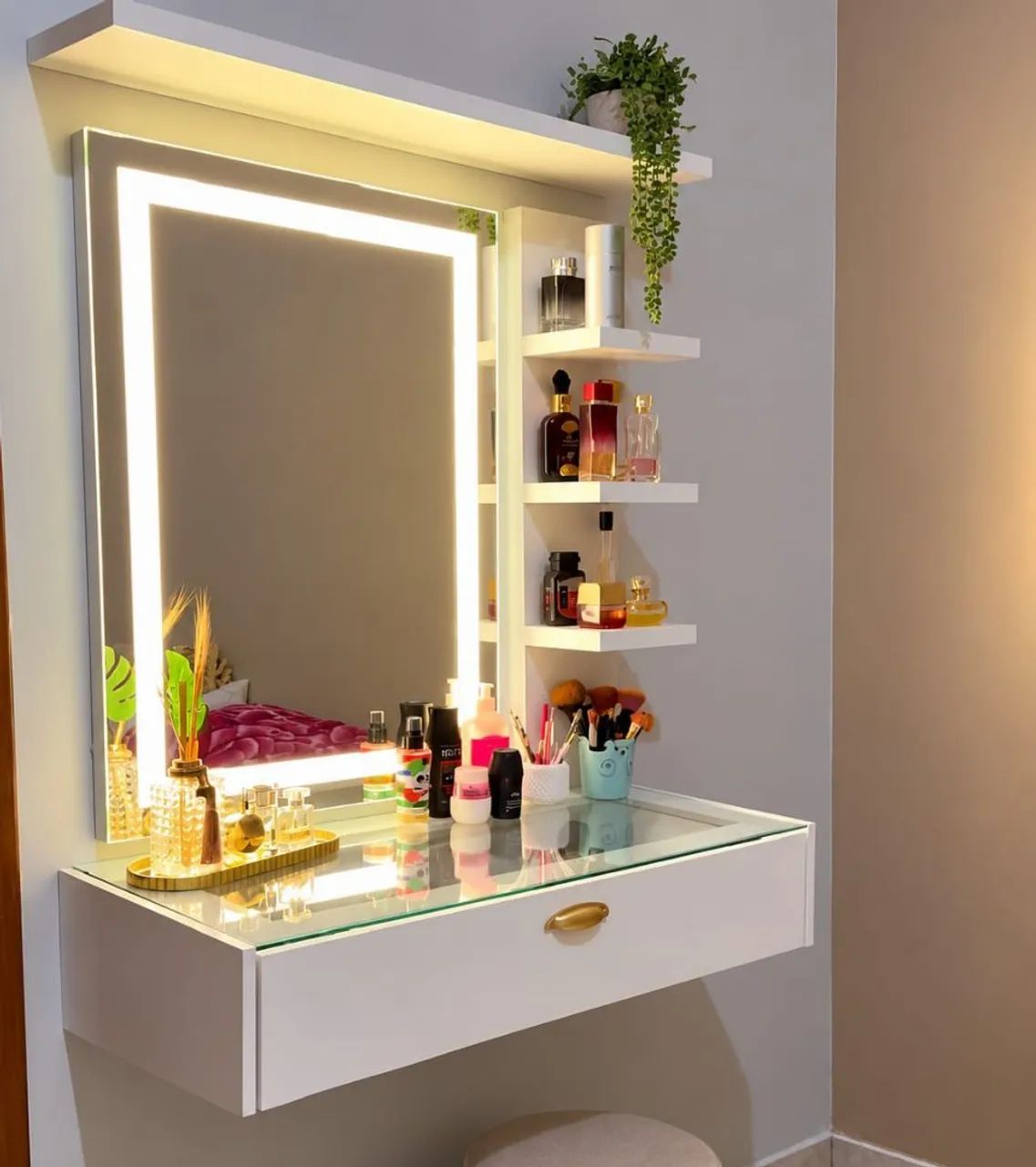 Penteadeira Front Led Suspensa Com Prateleira/Nicho Lateral 