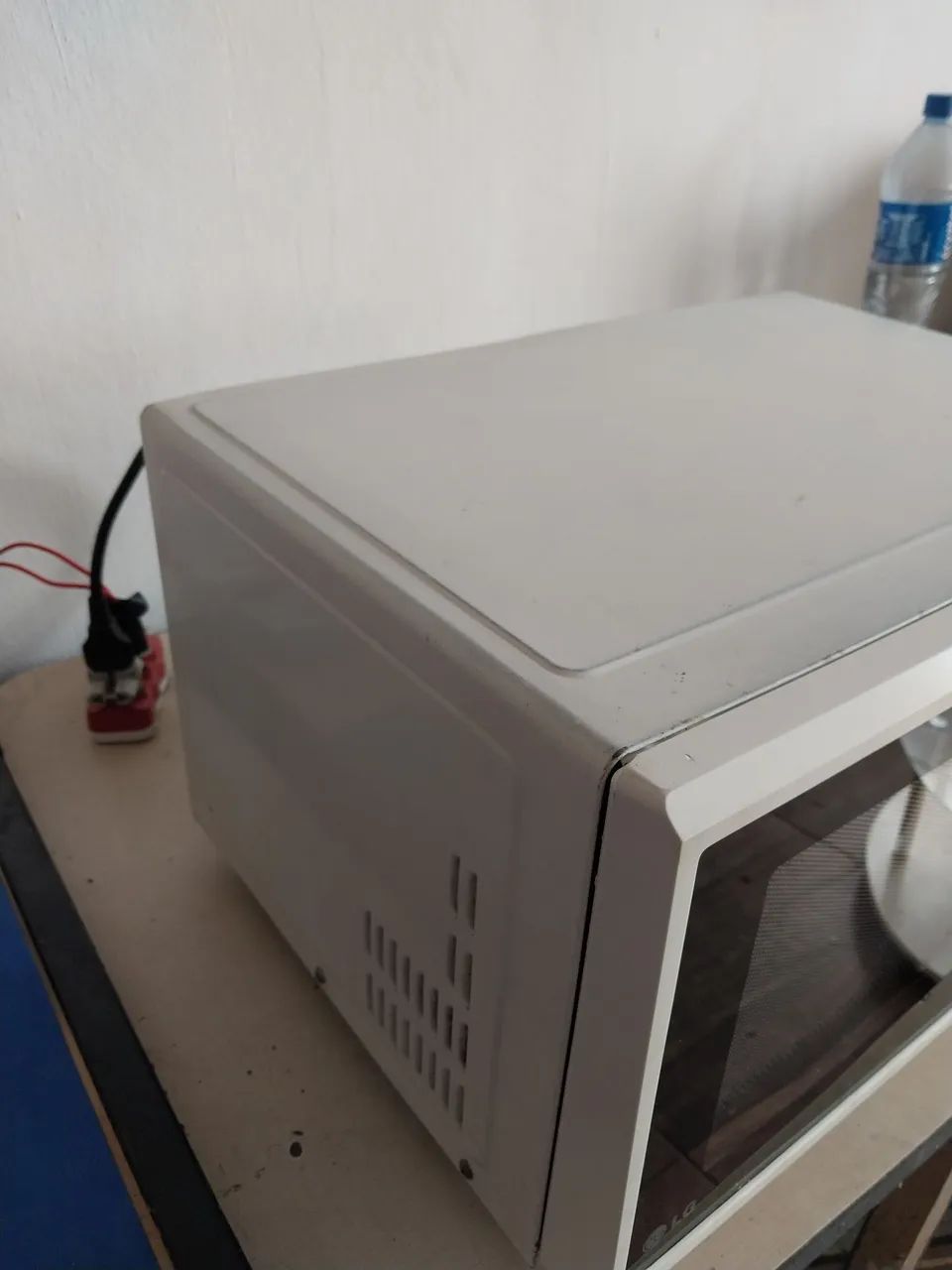Micro-ondas LG usado - Foto 3