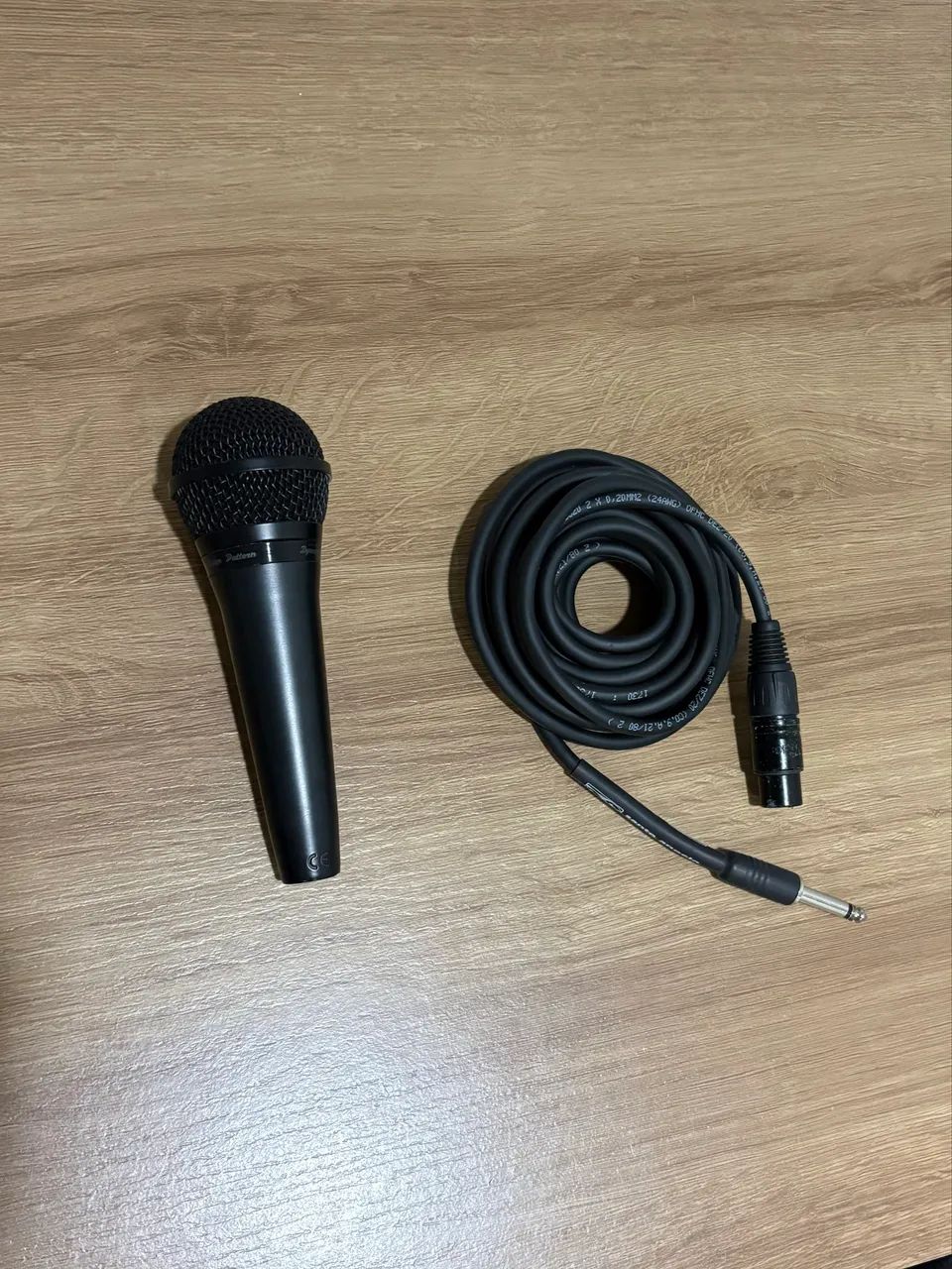 Microfone Dinâmico Shure PGA48