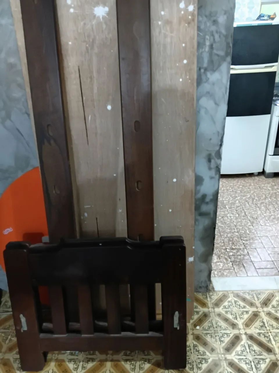 Cama de solteiro de madeira de lei maciça - Foto 2