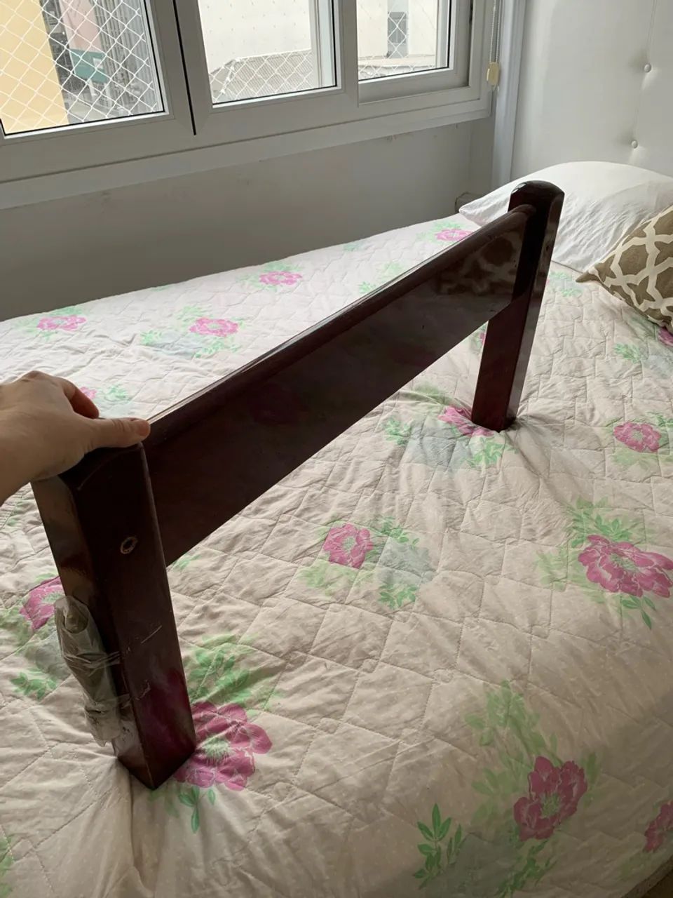 Cama de solteiro em madeira maciça - com colchão - Foto 3
