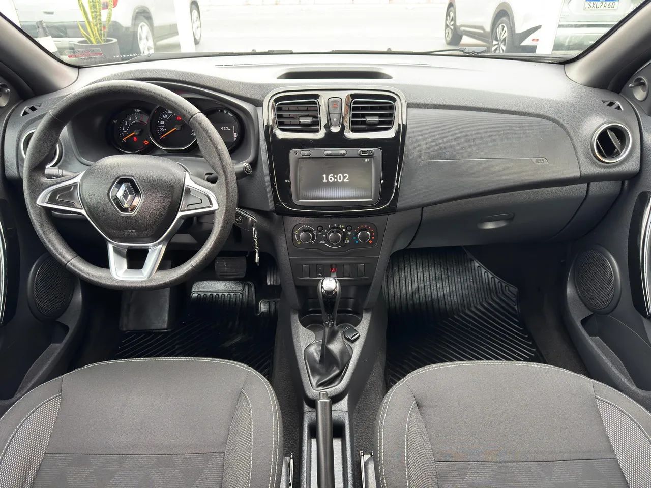 Renault Logan Zen Flex 1.6 16V 4P Mec. 2020 - Foto 4