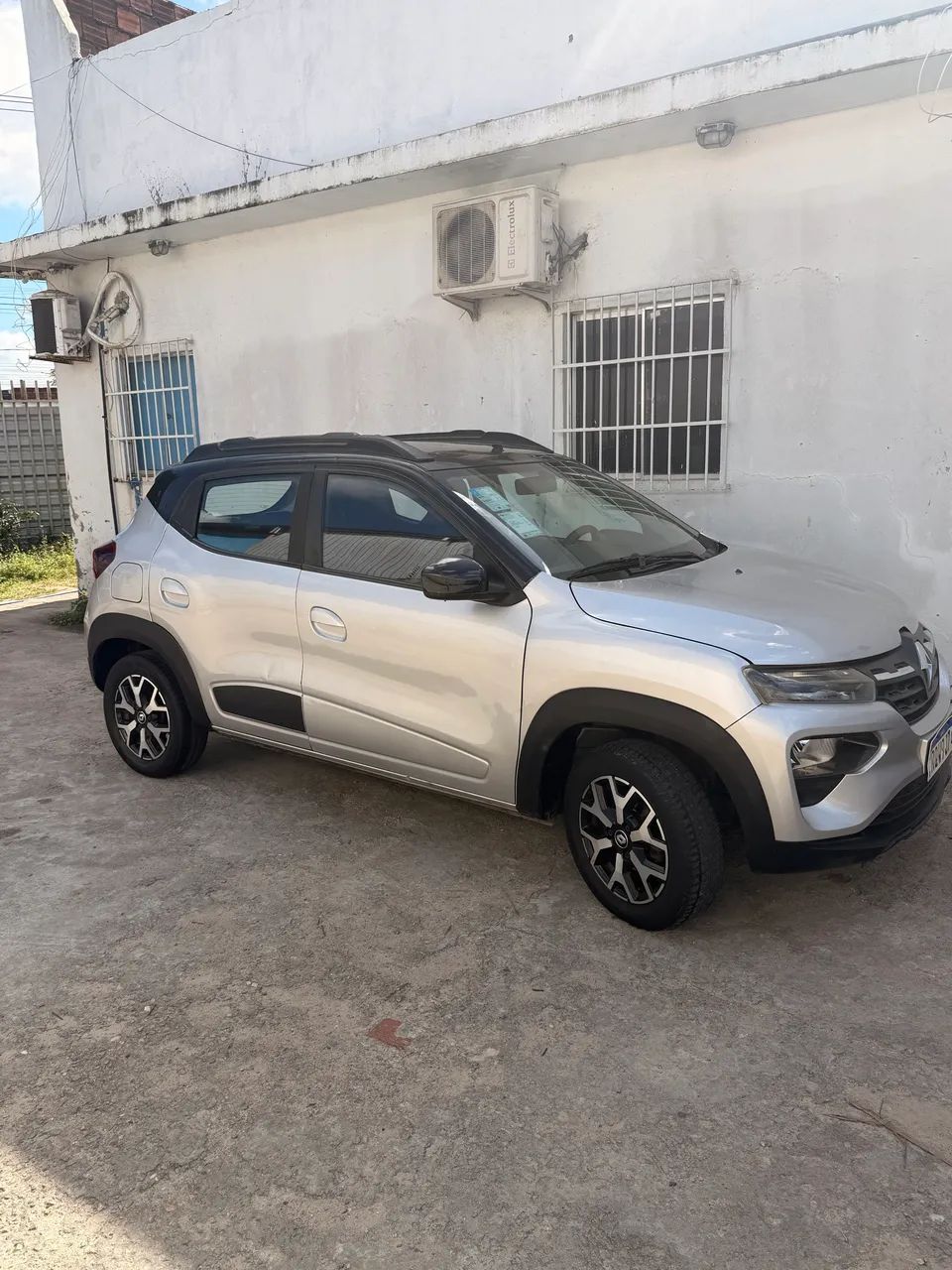 Renault Kwid Intense 1.0 Flex 12V 5P Mec. 2023 - Foto 2