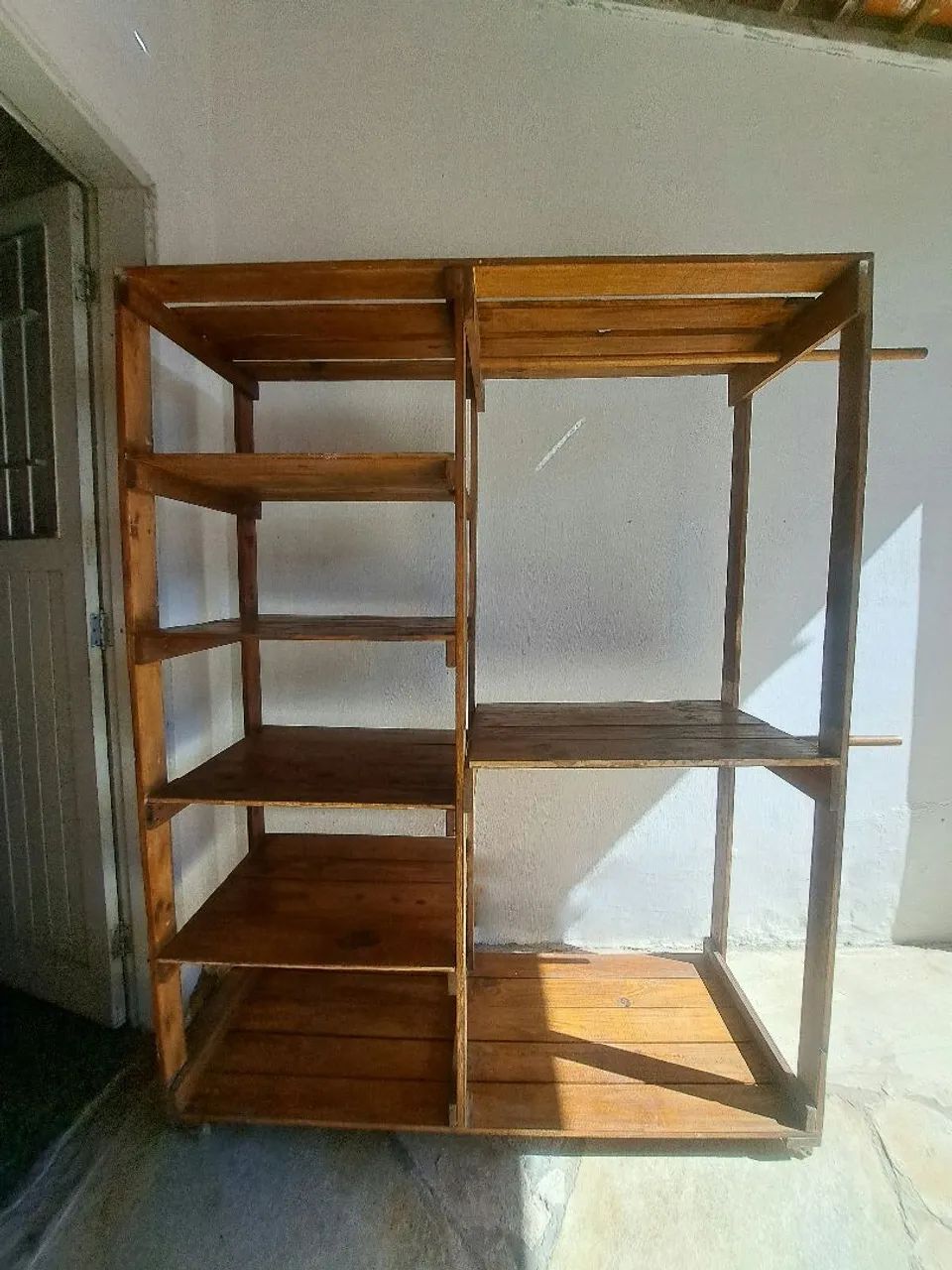 Arara roupeiro