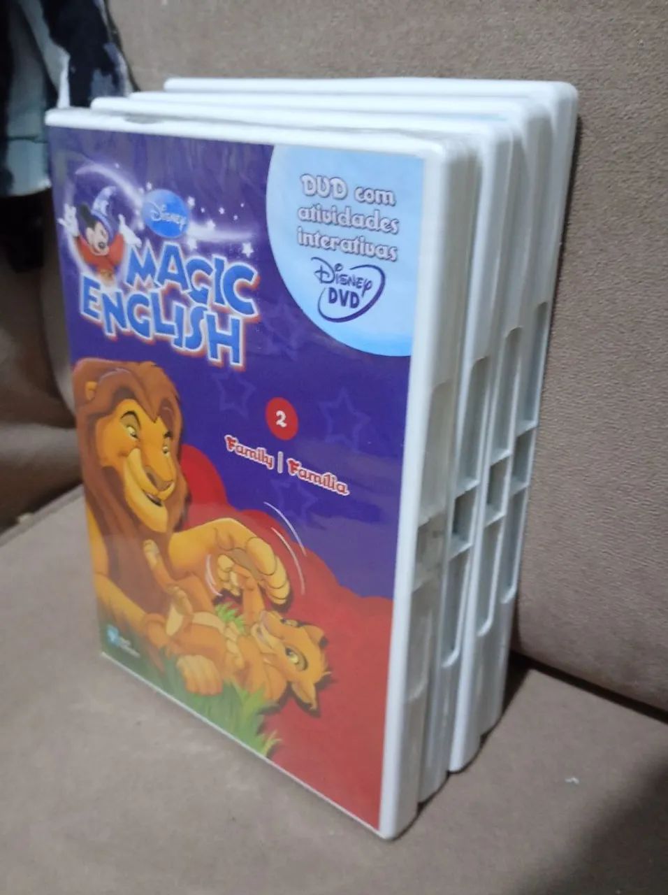 DVDs Magic English 2 ao 5 como novos e um lacrado - Foto 3