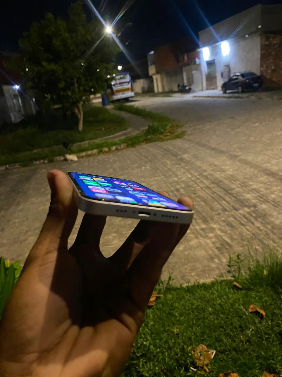 iPhone 12 branco  - Foto 2