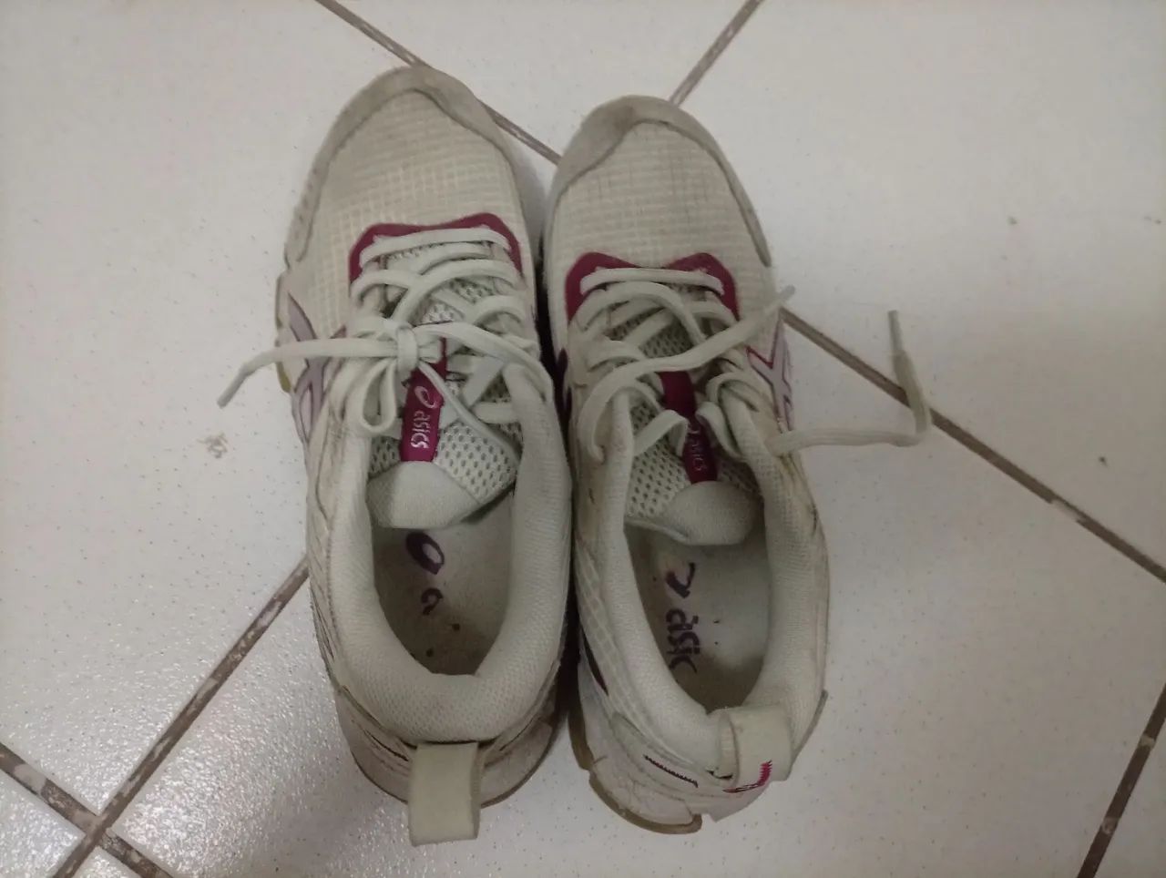 Tênis asics gel quantum 360 tamanho 35-36 - Foto 4