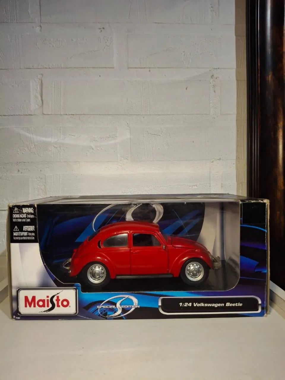 Miniatura de Volkswagen Beetle 1:24 Maisto