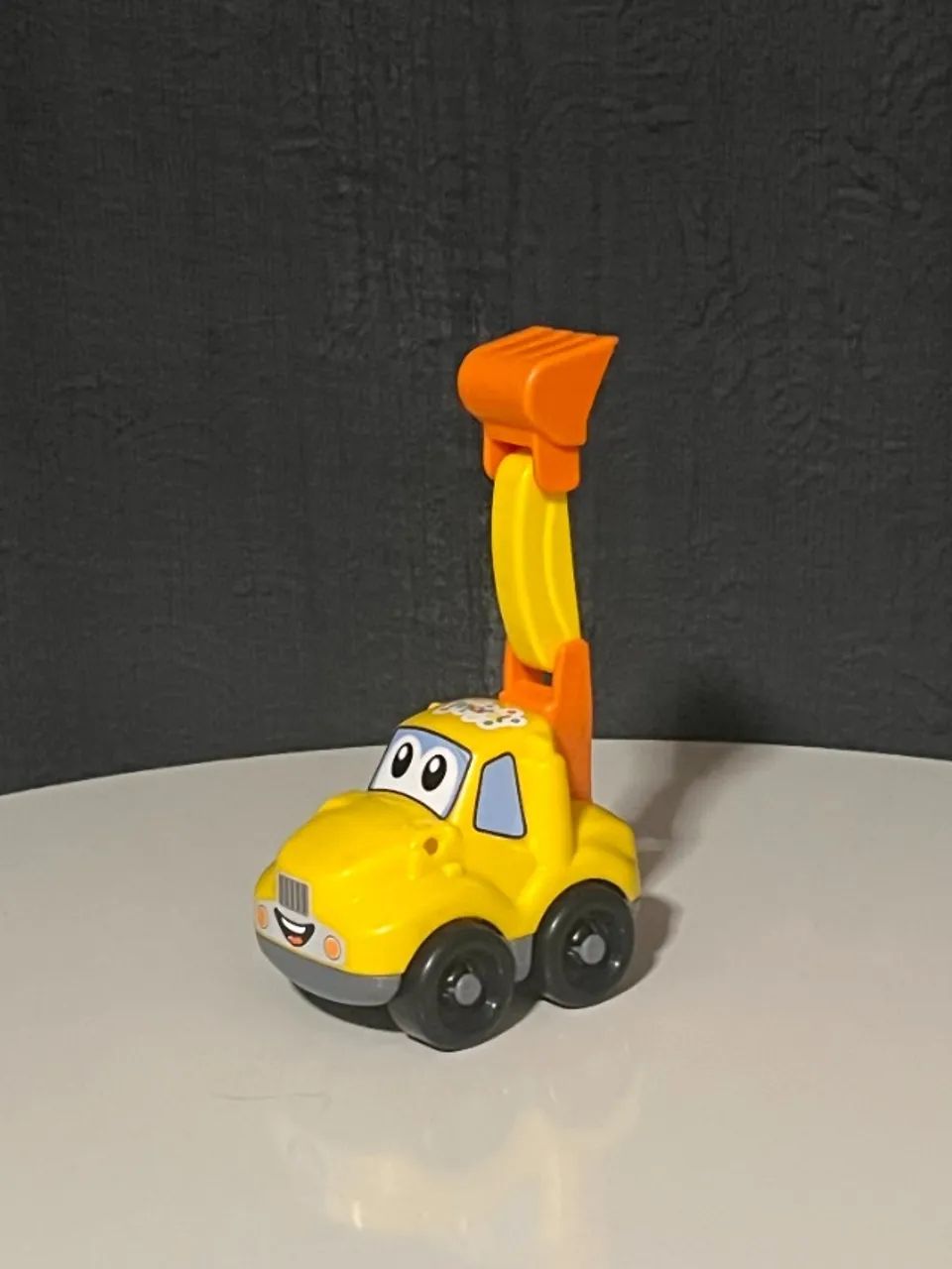 Carrinho plastico rigido